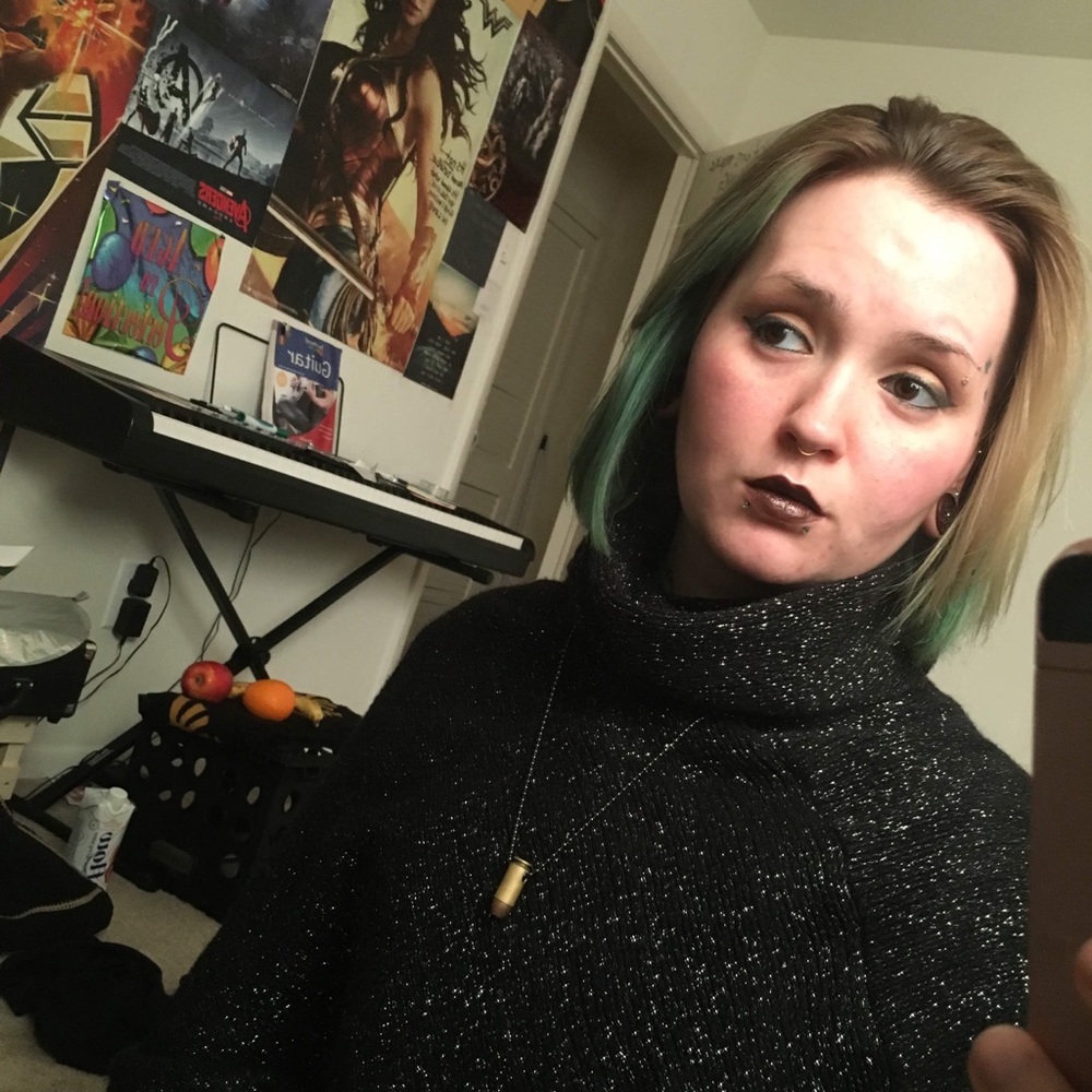 Meet your Posher, Amber